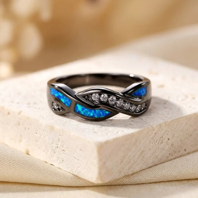 Anillo Trenzado con Incrustaciones de Plata