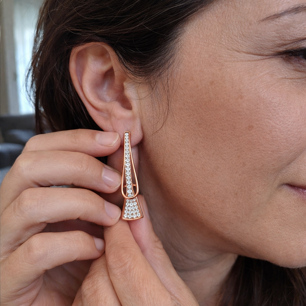 Aretes de Cristal en Capas Brillantes