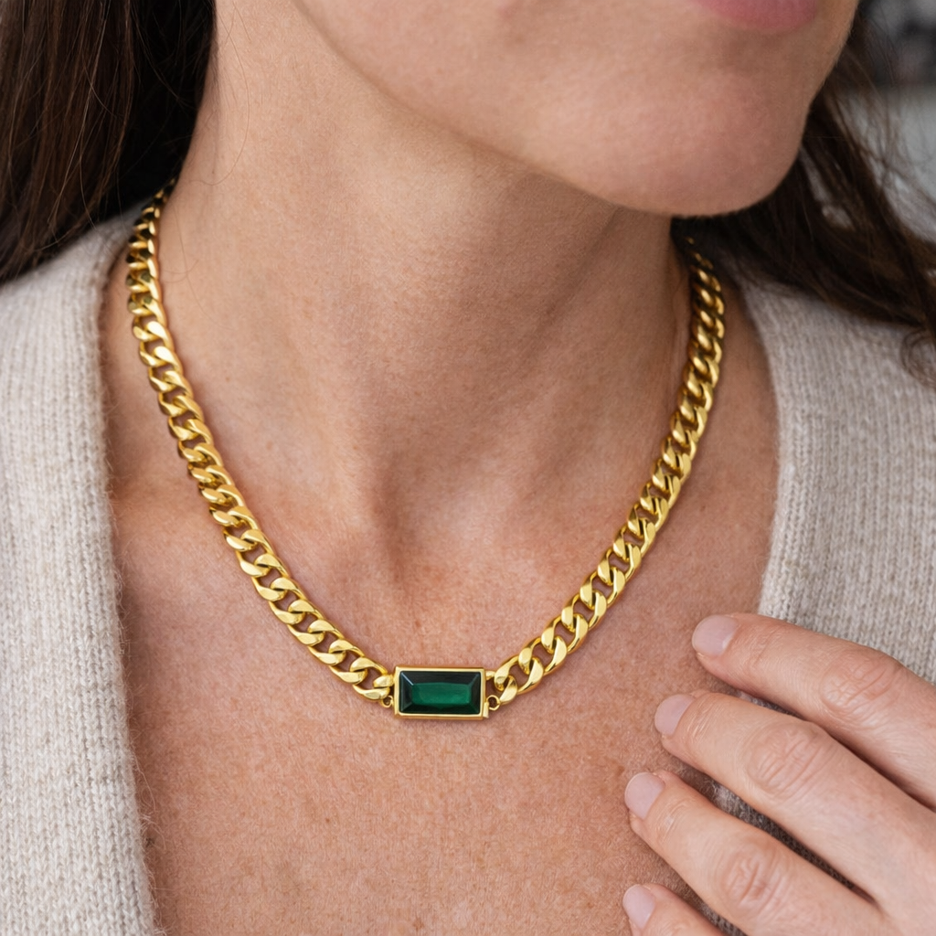 Elodie Veyrac Collar
