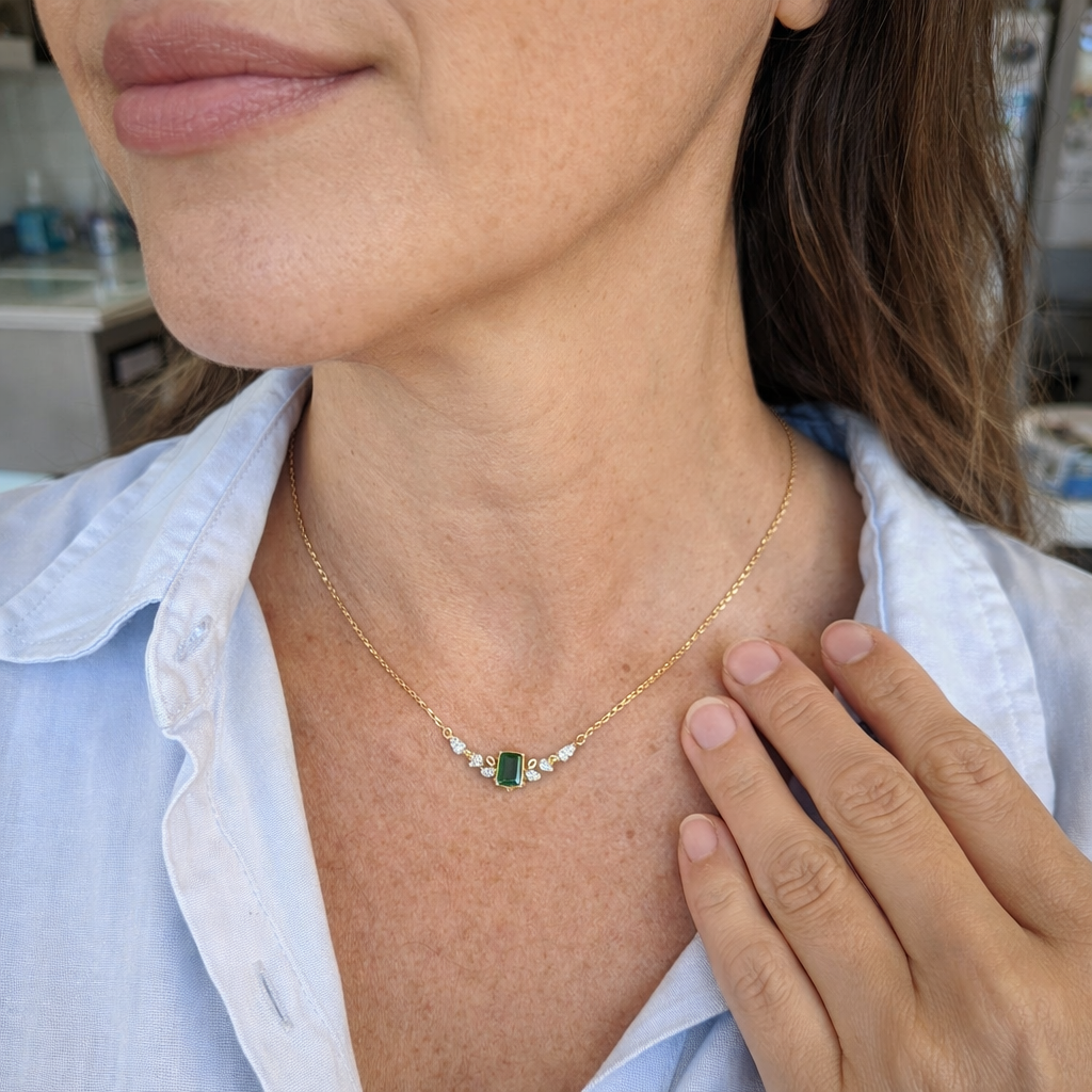 Amira Valmorin Collar