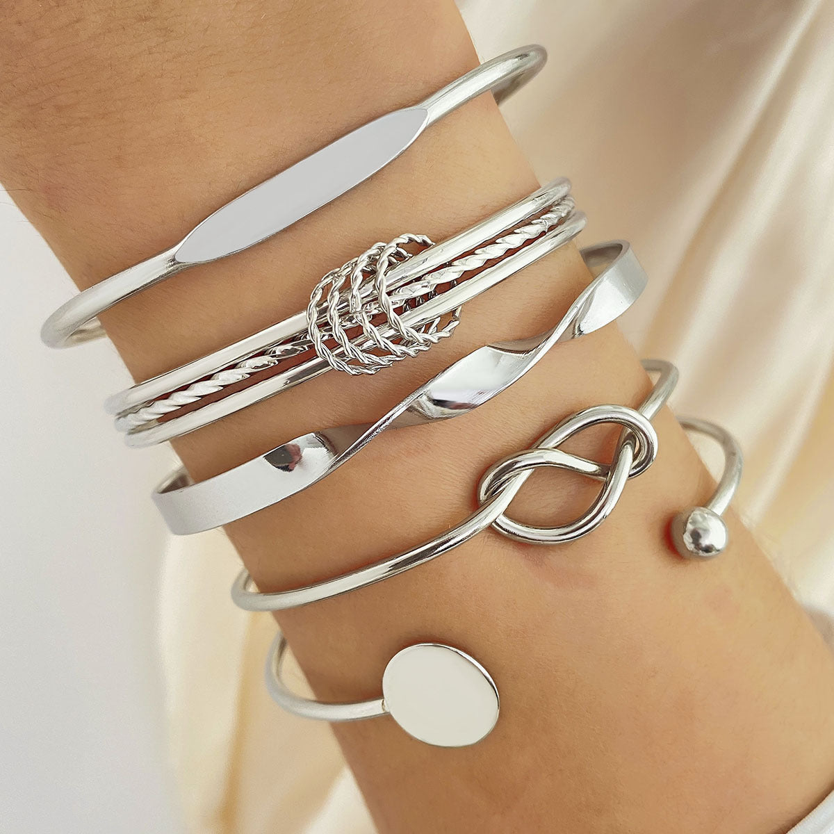 Set de Pulseras Elegancia Nudo