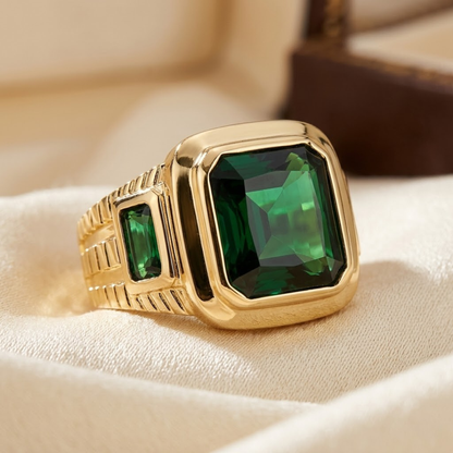 Anillo Sello de Oro con Esmeralda