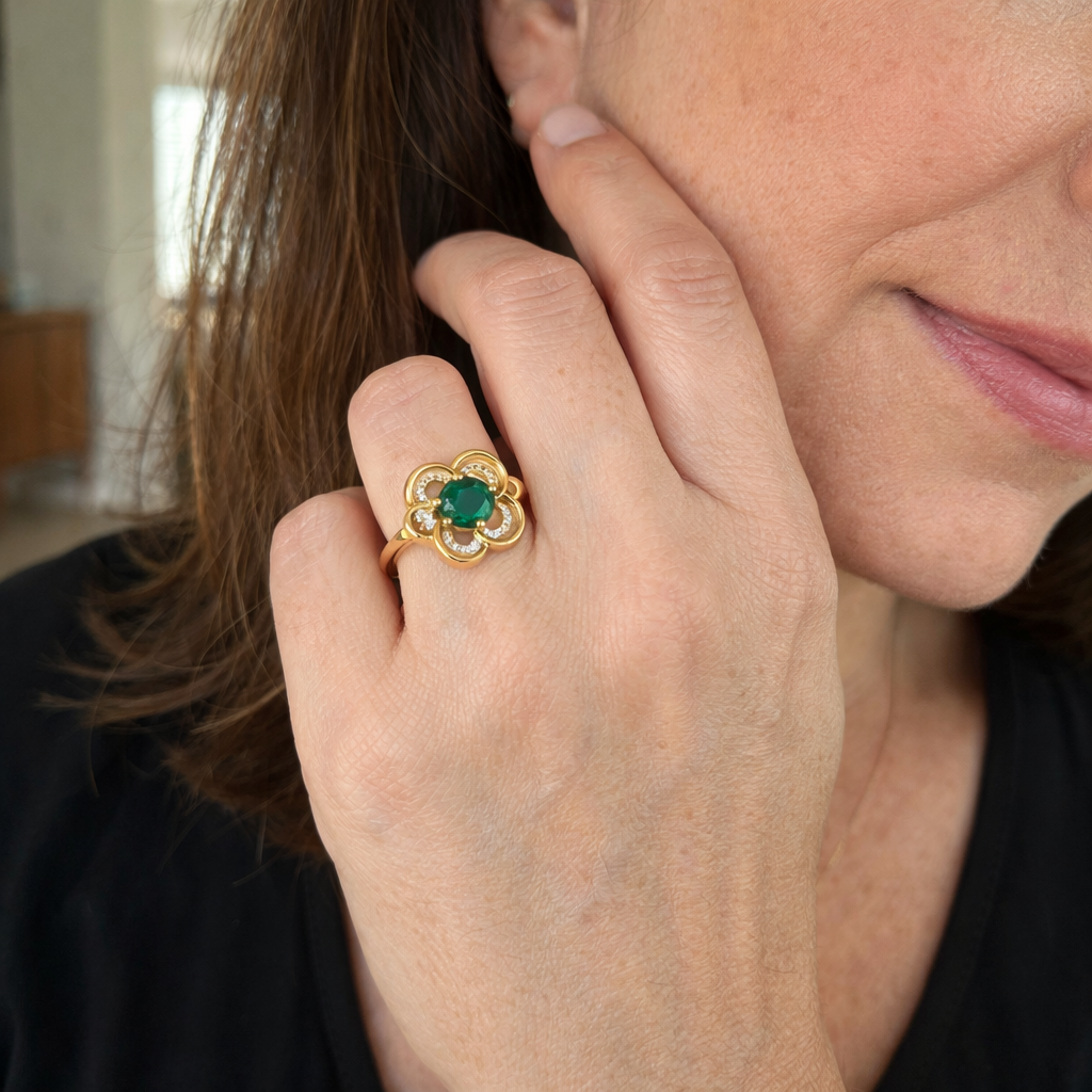 Anillo Giratorio Halo Trébol Esmeralda