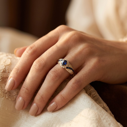 Anillo Banda de Oro con Zafiro