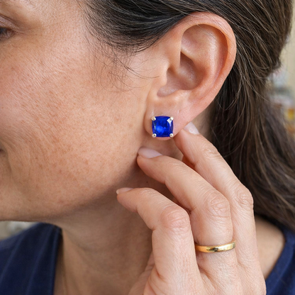 Aretes de Botón de Zafiro Talla Princesa Minimalistas