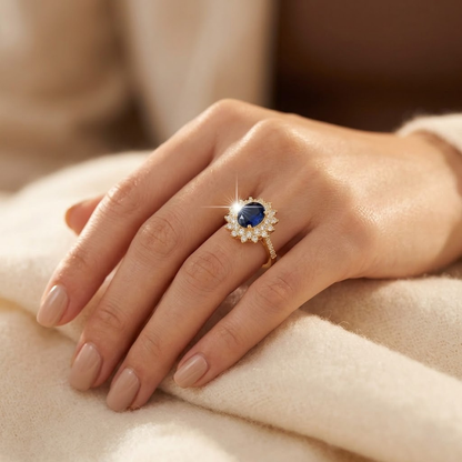 Anillo Halo de Oro con Zafiro