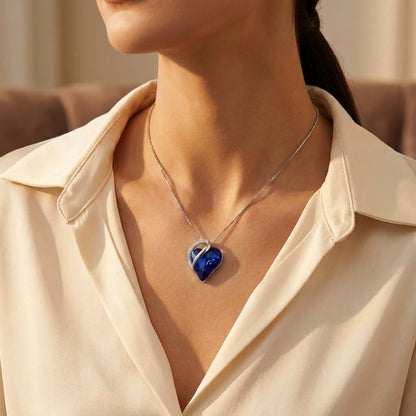 Collar Corazón de Plata con Zafiro