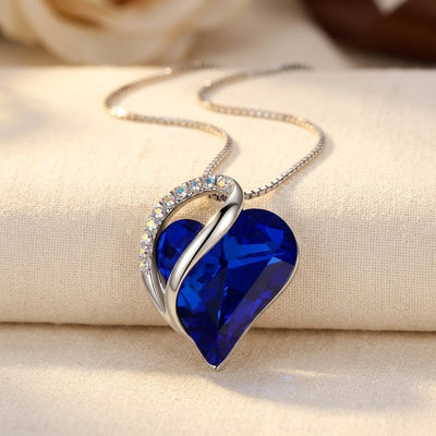 Collar Corazón de Plata con Zafiro