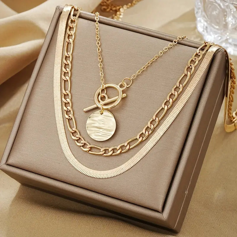 Savira Collar en Capas Moneda Grabada