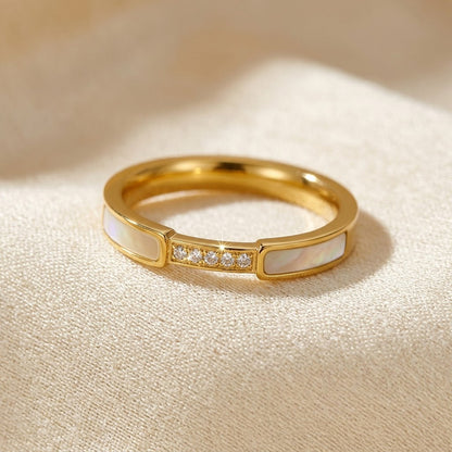 Anillo Banda con Incrustaciones de Oro